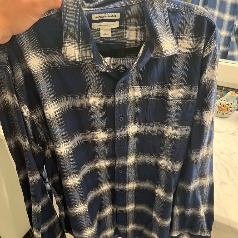 Amazon Essentials Flannel - Picture 3 of 4